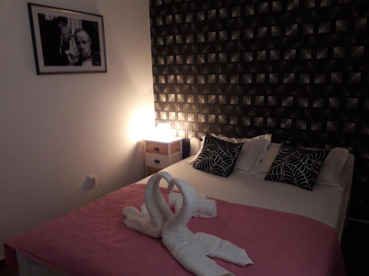 Ana Apartmani Sveti Stefan Eksteriør bilde