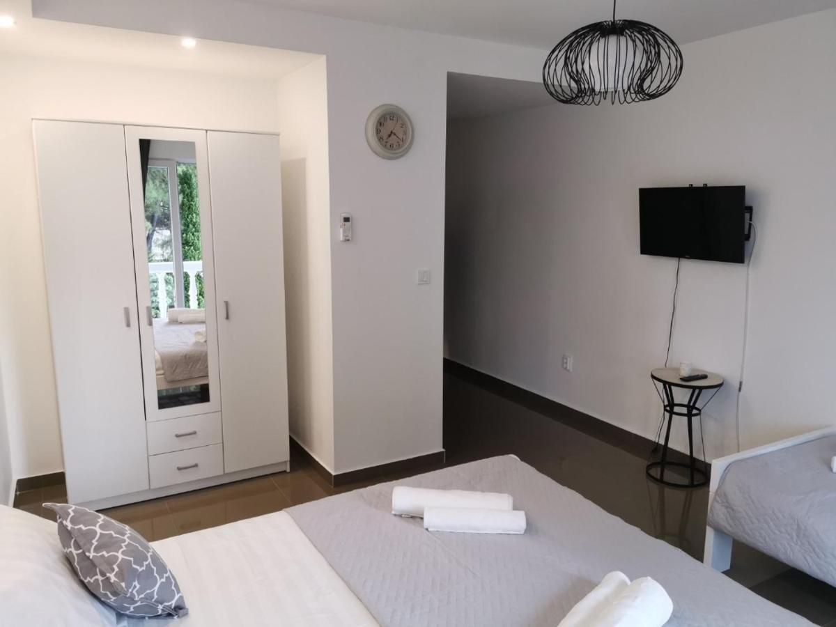 Ana Apartmani Sveti Stefan Eksteriør bilde
