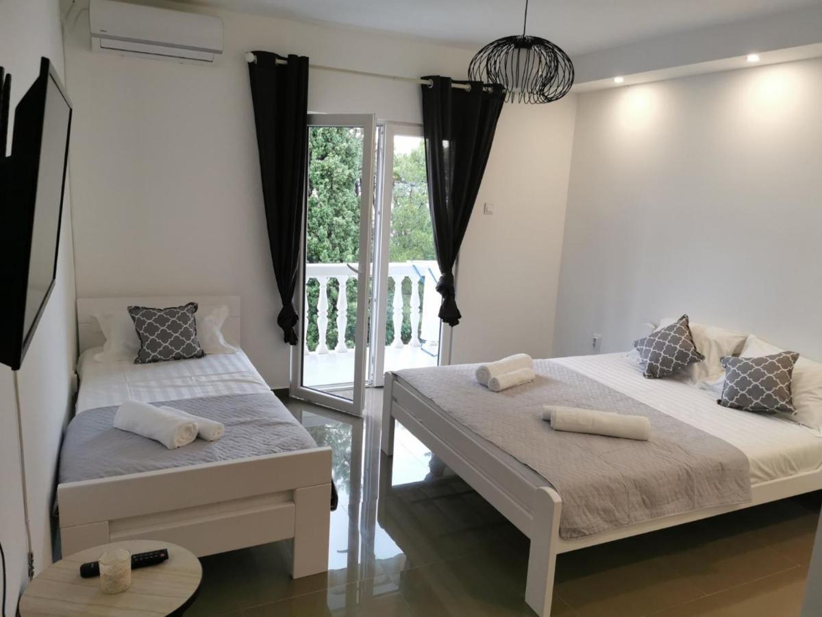 Ana Apartmani Sveti Stefan Eksteriør bilde
